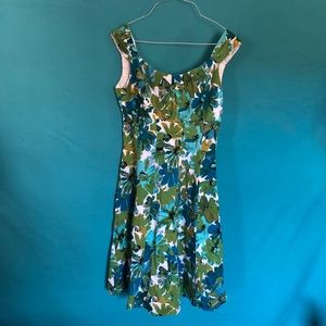 London Times Floral Dress, size 6